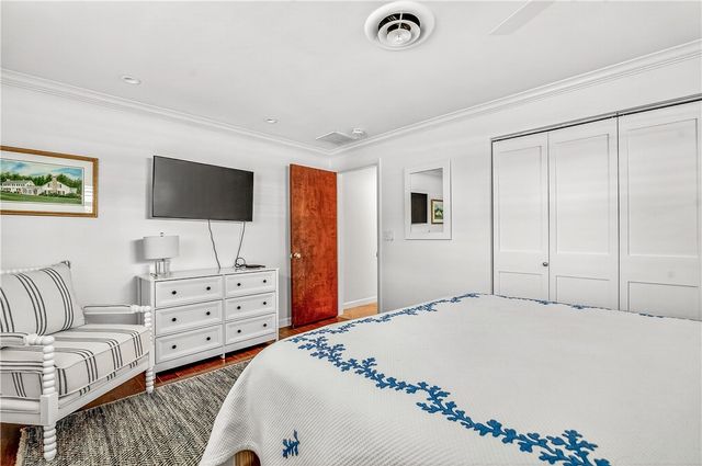 555 Honeysuckle Lane, Vero Beach, FL 32963