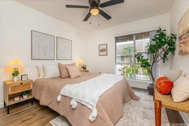 94-515 Lumiaina Street L202, Waipahu, HI 96797