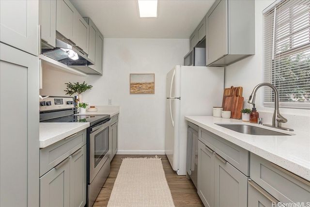 94-515 Lumiaina Street L202, Waipahu, HI 96797