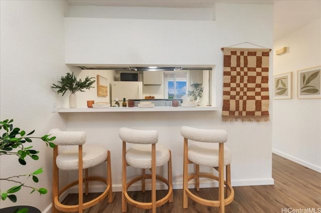 94-515 Lumiaina Street L202, Waipahu, HI 96797