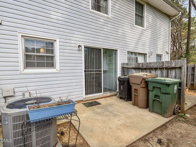 1042 Nottingham Court, Cary, NC 27511