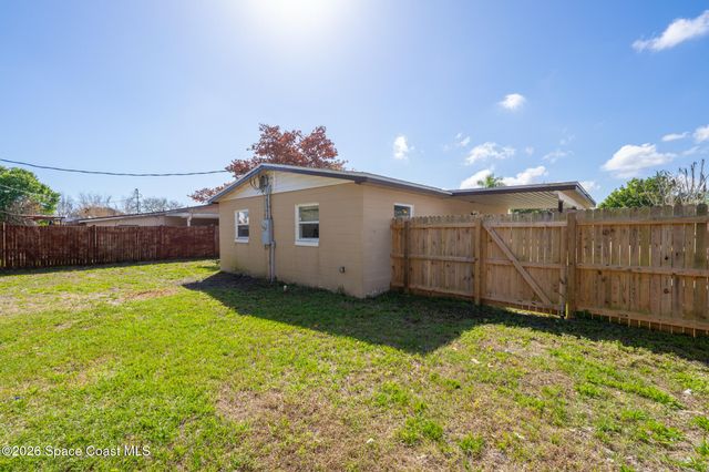 218 Prince Avenue, Melbourne, FL 32901