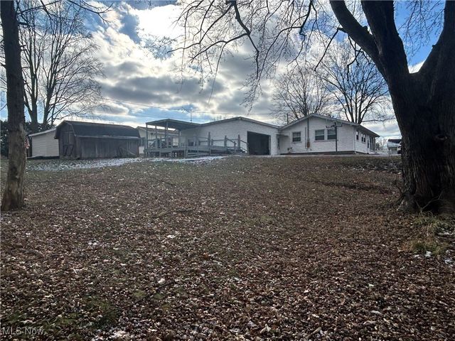 727 Circle Hill Road SE, North Canton, OH 44720