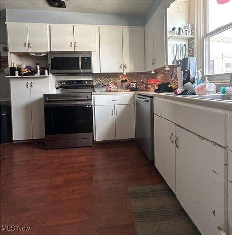 727 Circle Hill Road SE, North Canton, OH 44720