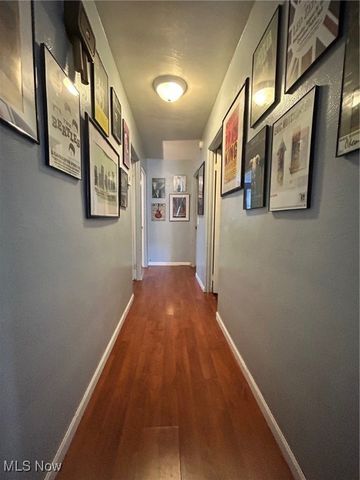 727 Circle Hill Road SE, North Canton, OH 44720