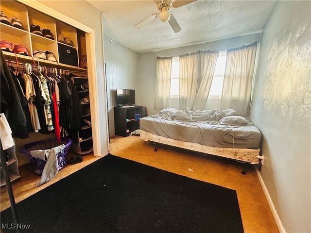 727 Circle Hill Road SE, North Canton, OH 44720