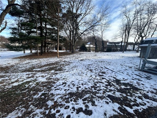 727 Circle Hill Road SE, North Canton, OH 44720