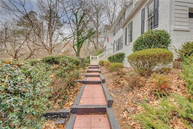 2093 Breconridge Drive SW, Marietta, GA 30064