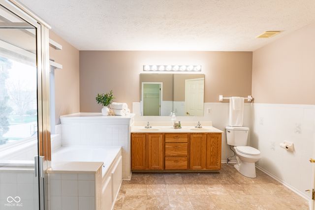 12541 Tealwood Drive, Indianapolis, IN 46236