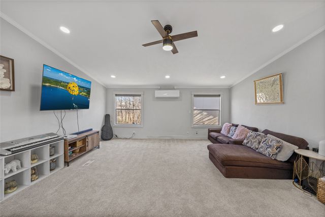 169 Cumberland Trail, Bridgeport, TX 76426