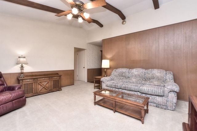 2200 Kenbridge DR, Austin, TX 78757