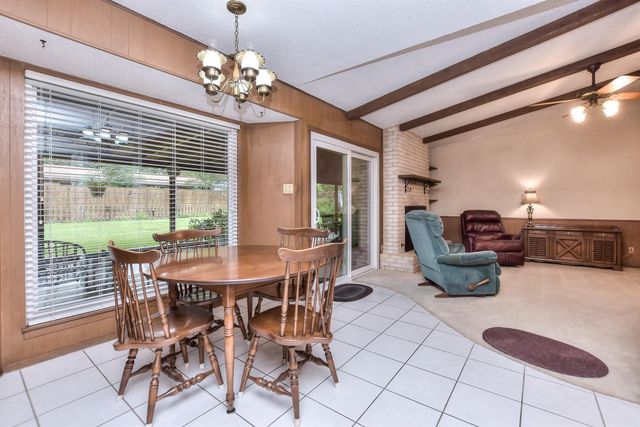 2200 Kenbridge DR, Austin, TX 78757