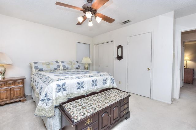 2200 Kenbridge DR, Austin, TX 78757