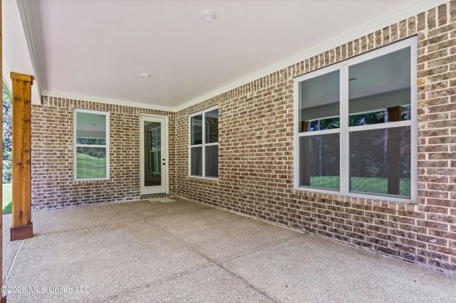 9810 Cypress Ldg Cove, Olive Branch, MS 38654