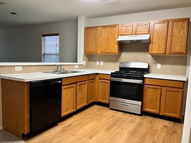 8227 Wainwright Way, Rosharon, TX 77583