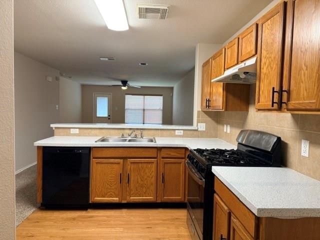 8227 Wainwright Way, Rosharon, TX 77583