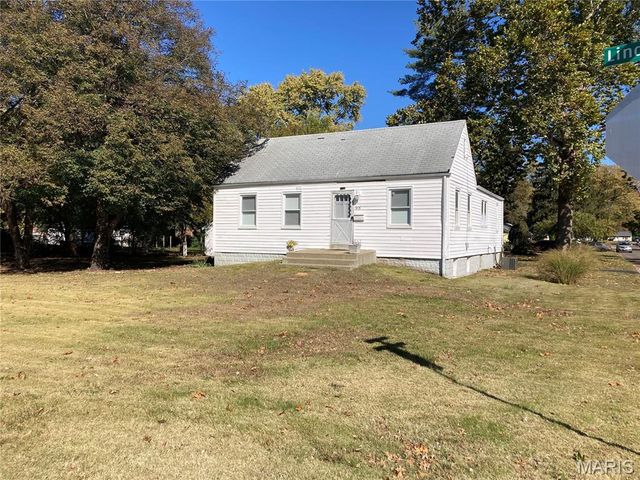 915 Lindsay, Florissant, MO 63031