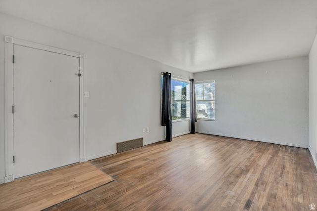 3987 S 2275 W, Roy, UT 84067