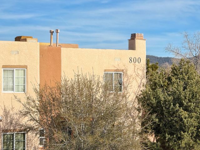 2210 MIGUEL CHAVEZ RD 815, Santa Fe, NM 87505
