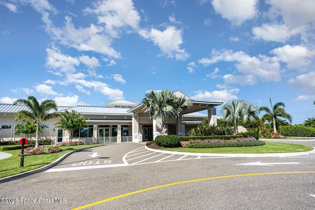 255 Country Club Drive, Melbourne, FL 32940