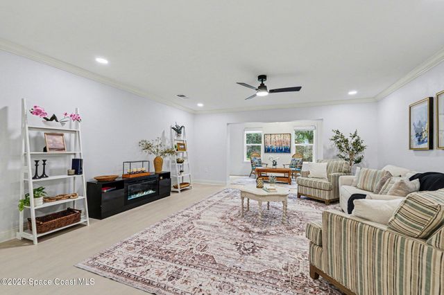 255 Country Club Drive, Melbourne, FL 32940