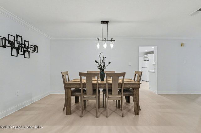 255 Country Club Drive, Melbourne, FL 32940