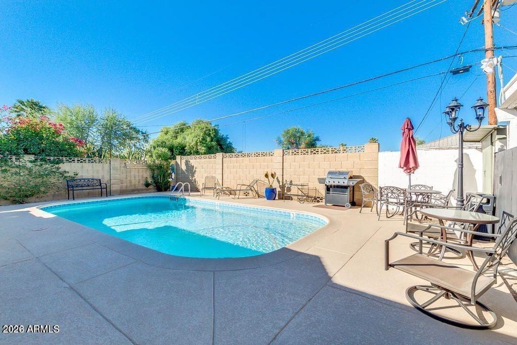 4242 N 31ST Place, Phoenix, AZ 85016