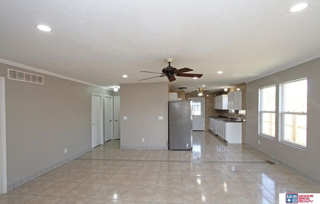 1833 NW 47th Street, Lincoln, NE 68528