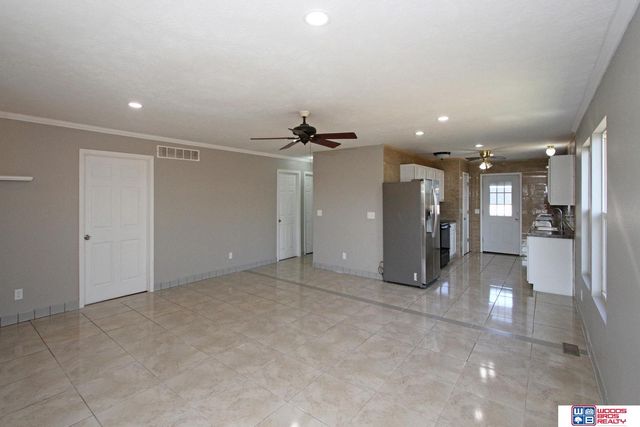 1833 NW 47th Street, Lincoln, NE 68528