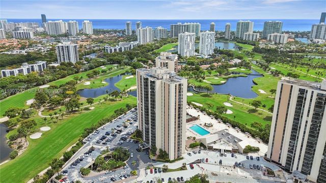 20301 W Country Club Dr 526, Aventura, FL 33180