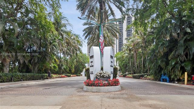 20301 W Country Club Dr 526, Aventura, FL 33180