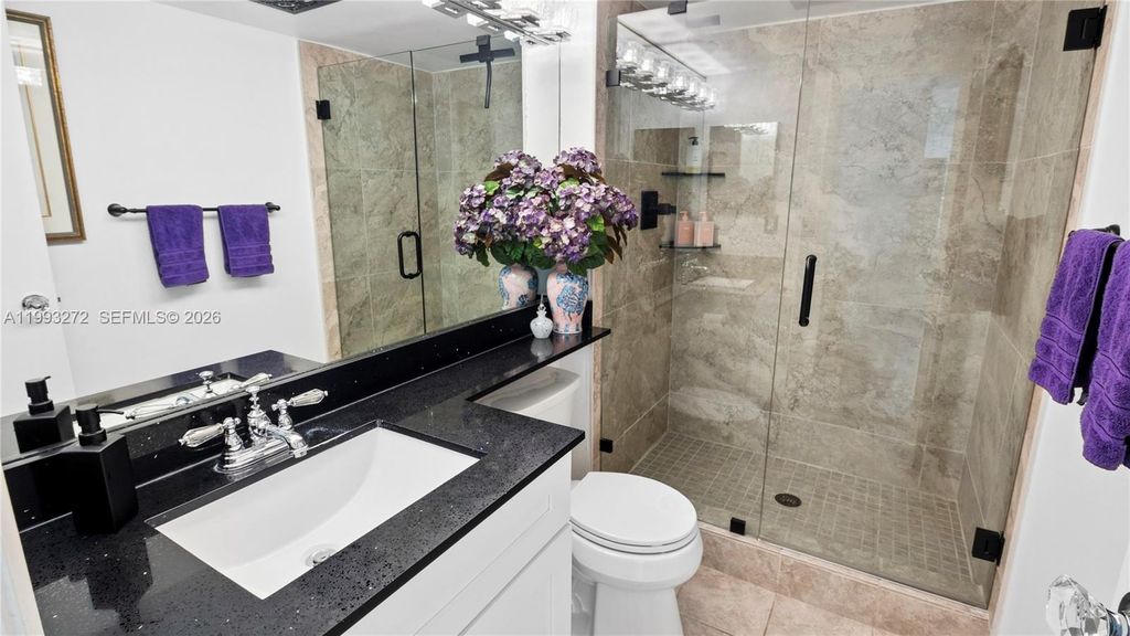 Image 13 of property listing at 20301 W Country Club Dr 526, Aventura, FL 33180