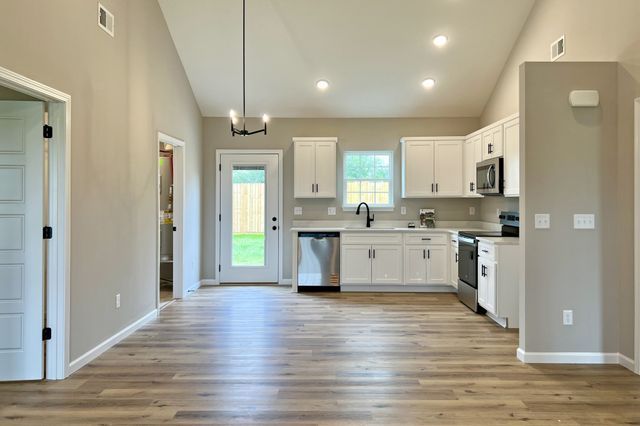 1107 Brook Court, Franklin, KY 42134