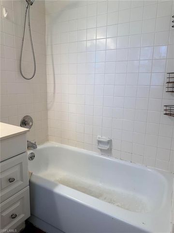 1440 Green Valley CIR 604, Naples, FL 34104