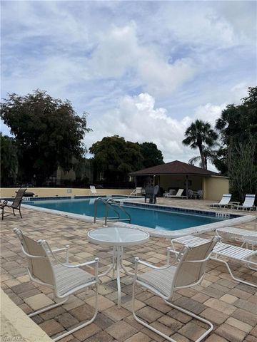1440 Green Valley CIR 604, Naples, FL 34104