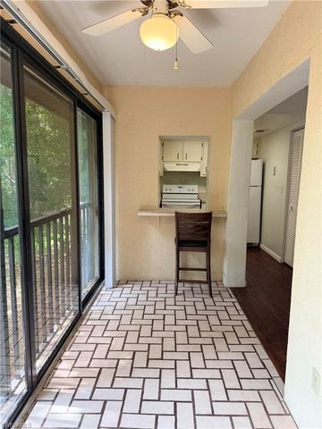 1440 Green Valley CIR 604, Naples, FL 34104