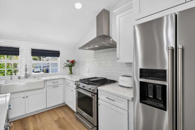 535 Rosario Drive, Thousand Oaks, CA 91362