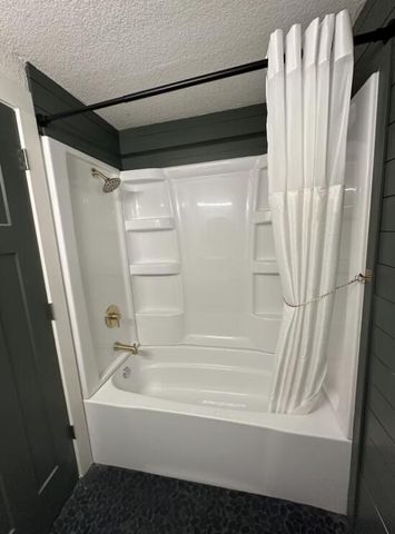 100 Getaway Circle, 127, Kimberling City, MO 65686