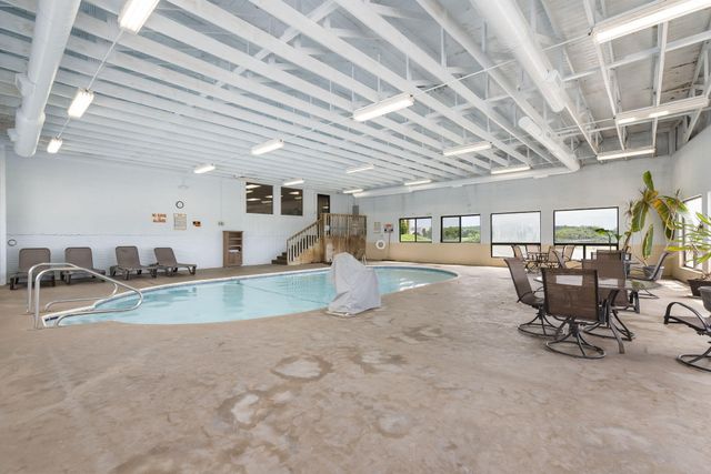 100 Getaway Circle, 127, Kimberling City, MO 65686