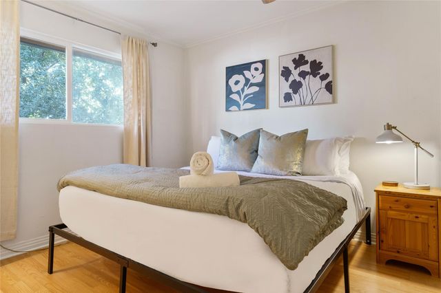 1422 Collier ST 214, Austin, TX 78704