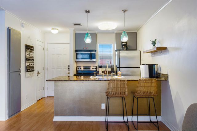 1422 Collier ST 214, Austin, TX 78704