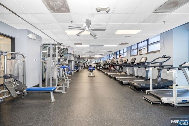 7002 JFK Blvd E Boulevard 35A, Guttenberg, NJ 07093