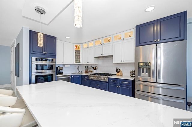 7002 JFK Blvd E Boulevard 35A, Guttenberg, NJ 07093