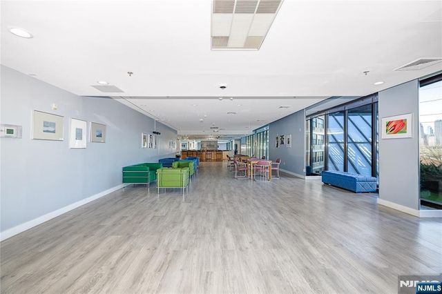 7002 JFK Blvd E Boulevard 35A, Guttenberg, NJ 07093