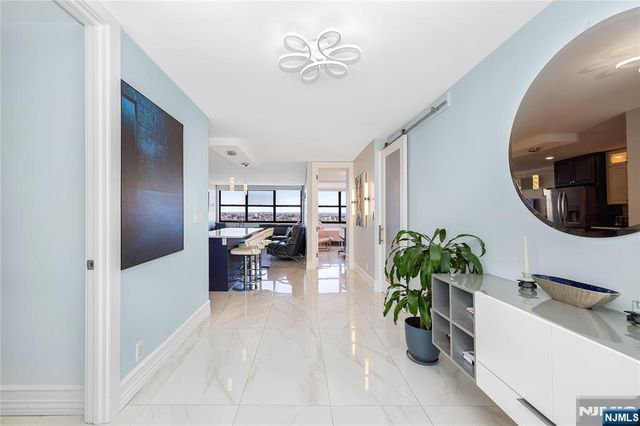 7002 JFK Blvd E Boulevard 35A, Guttenberg, NJ 07093