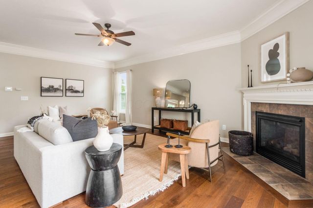 1363 Pinnacle Club Drive, Grove City, OH 43123