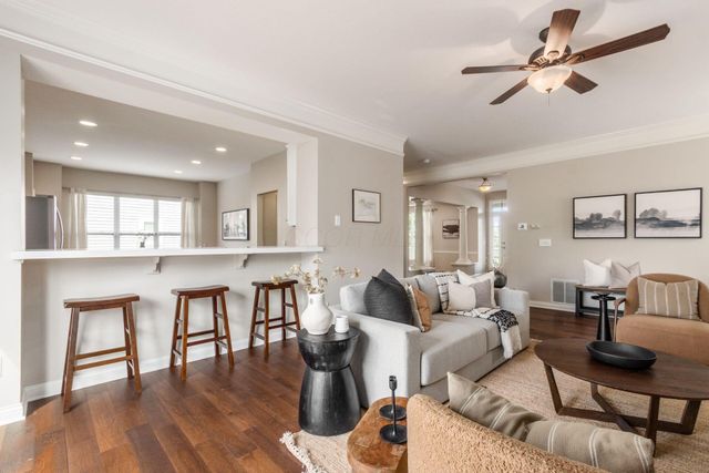 1363 Pinnacle Club Drive, Grove City, OH 43123