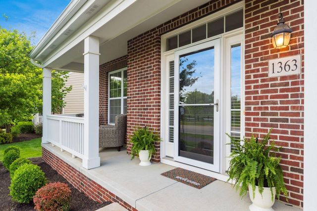 1363 Pinnacle Club Drive, Grove City, OH 43123