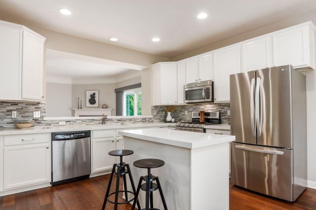 1363 Pinnacle Club Drive, Grove City, OH 43123