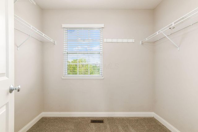 1363 Pinnacle Club Drive, Grove City, OH 43123